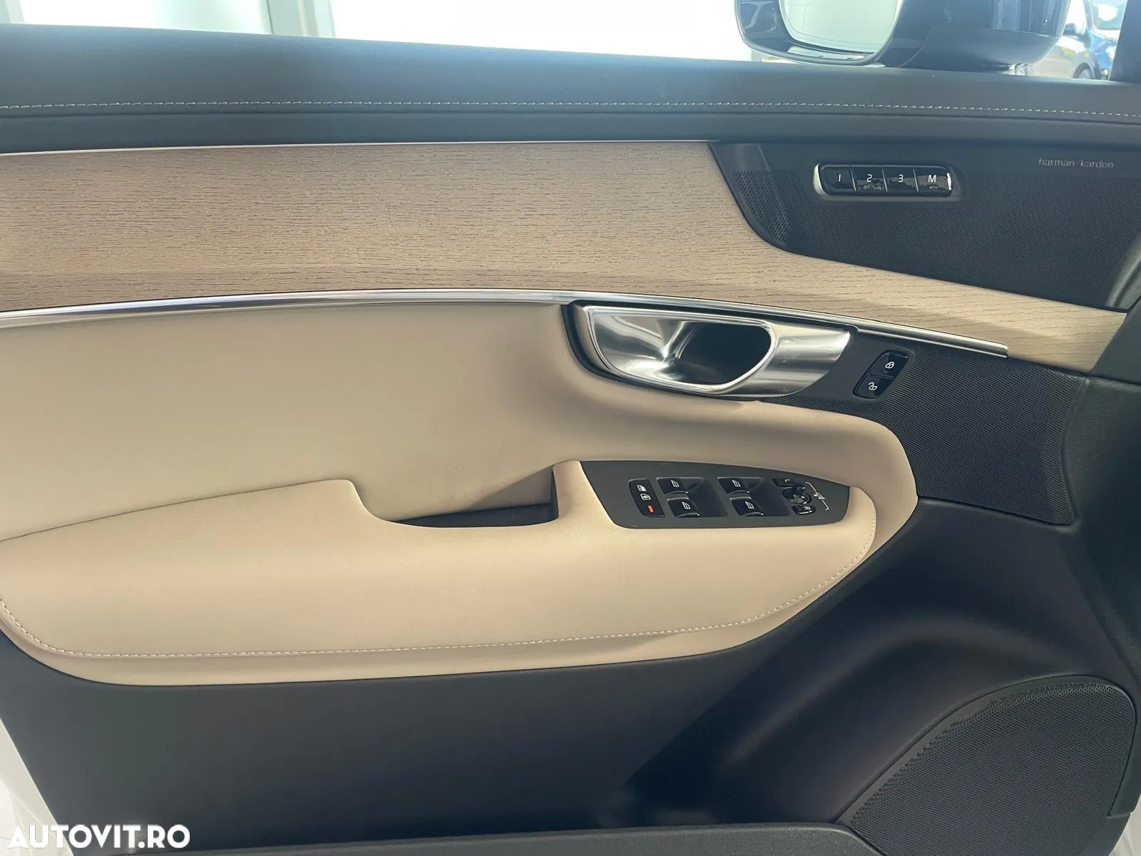 Volvo XC 90 Recharge T8 AWD Plus Dark - 15