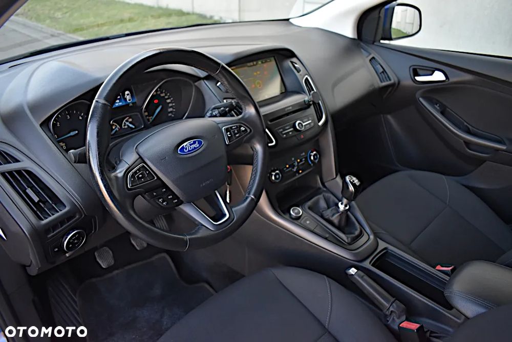 Ford Focus 1.5 TDCi DPF Start-Stopp-System Titanium - 29