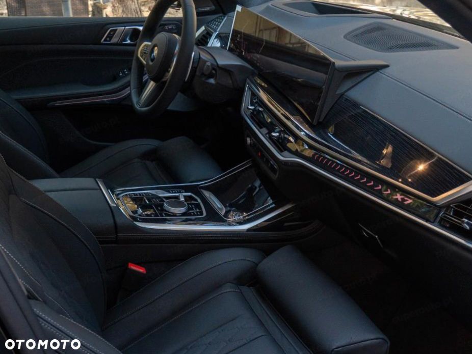 BMW X7 xDrive40d mHEV M Sport Edition sport - 13