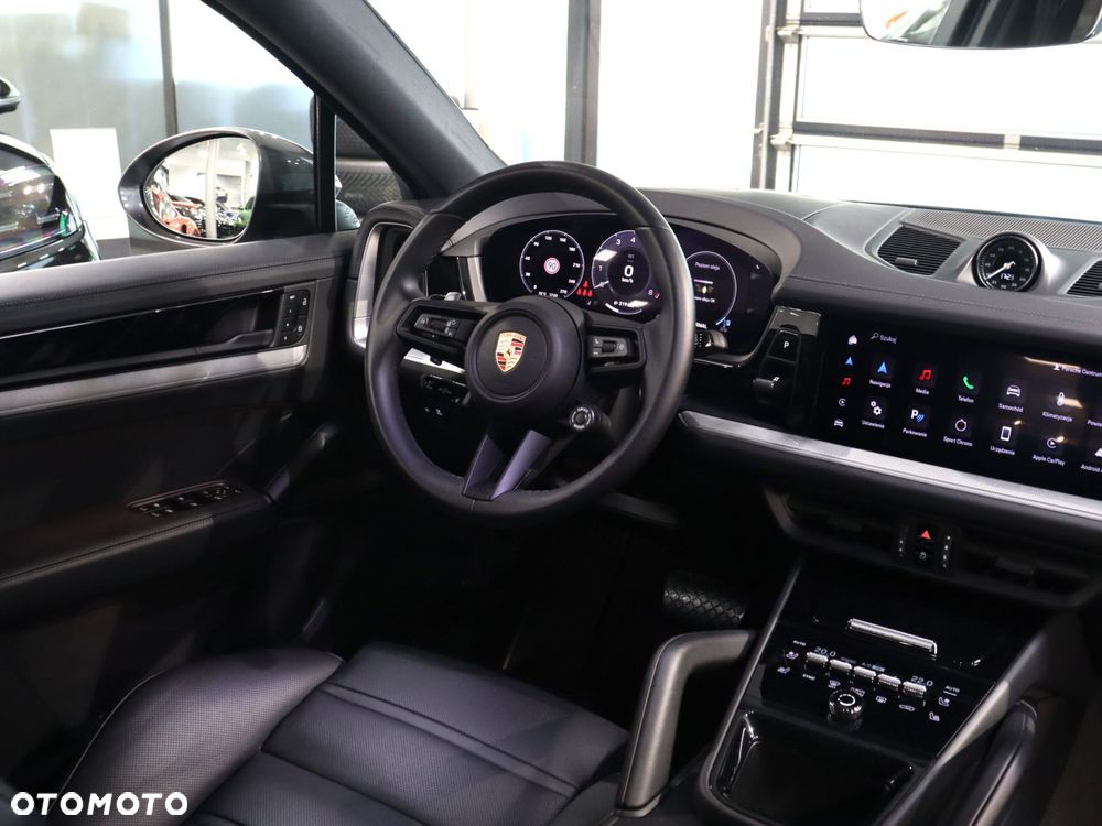 Porsche Cayenne Standard - 19