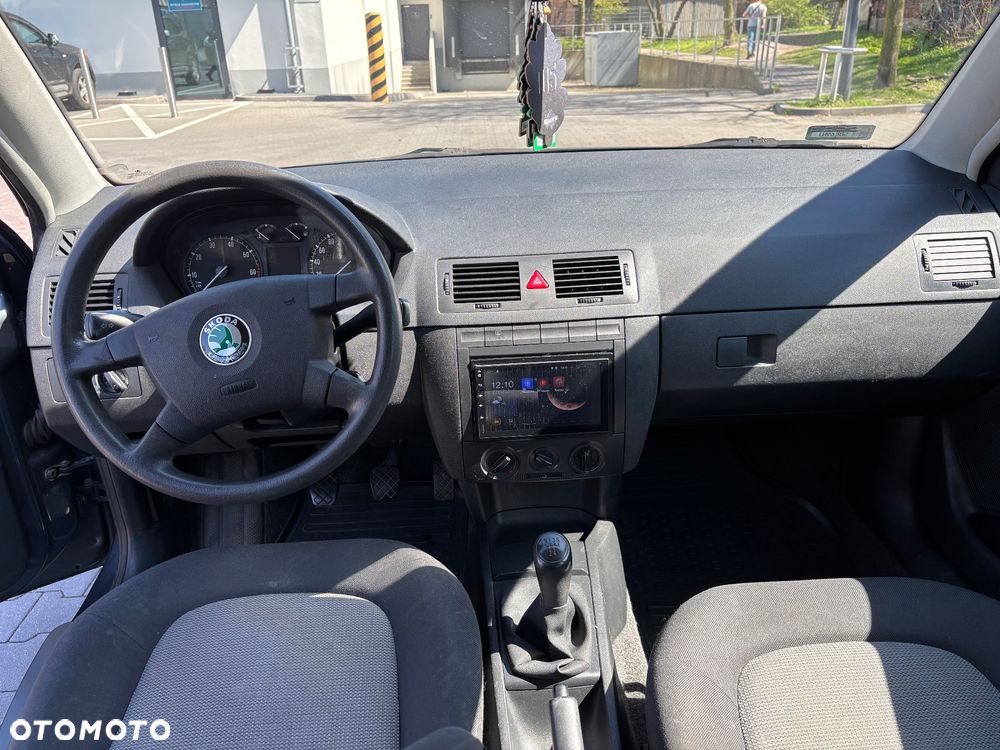 Skoda Fabia - 5