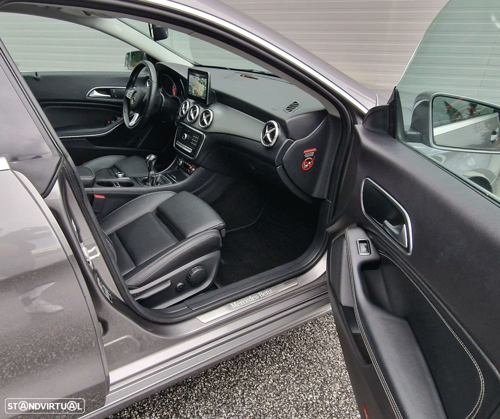 Mercedes-Benz CLA 180 d Urban - 9