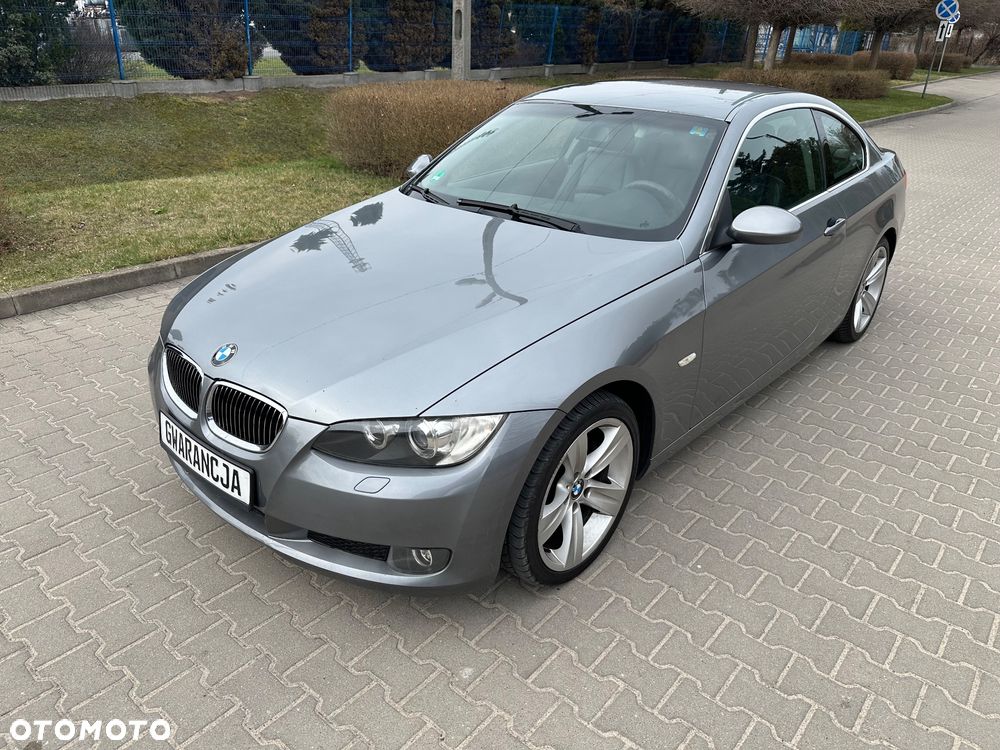 BMW Seria 3 325i - 2