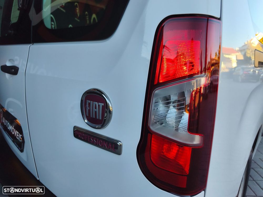 Fiat E-Doblò 50 kWh Maxi - 43