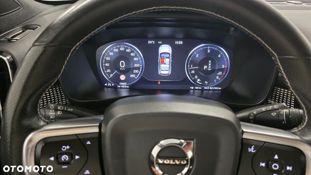 Volvo XC 40 D3 SCR R-Design - 34