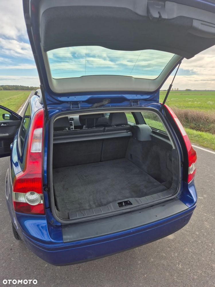 Volvo V50 - 23