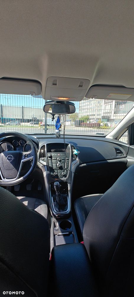 Opel Astra 1.7 CDTI DPF Cosmo - 17