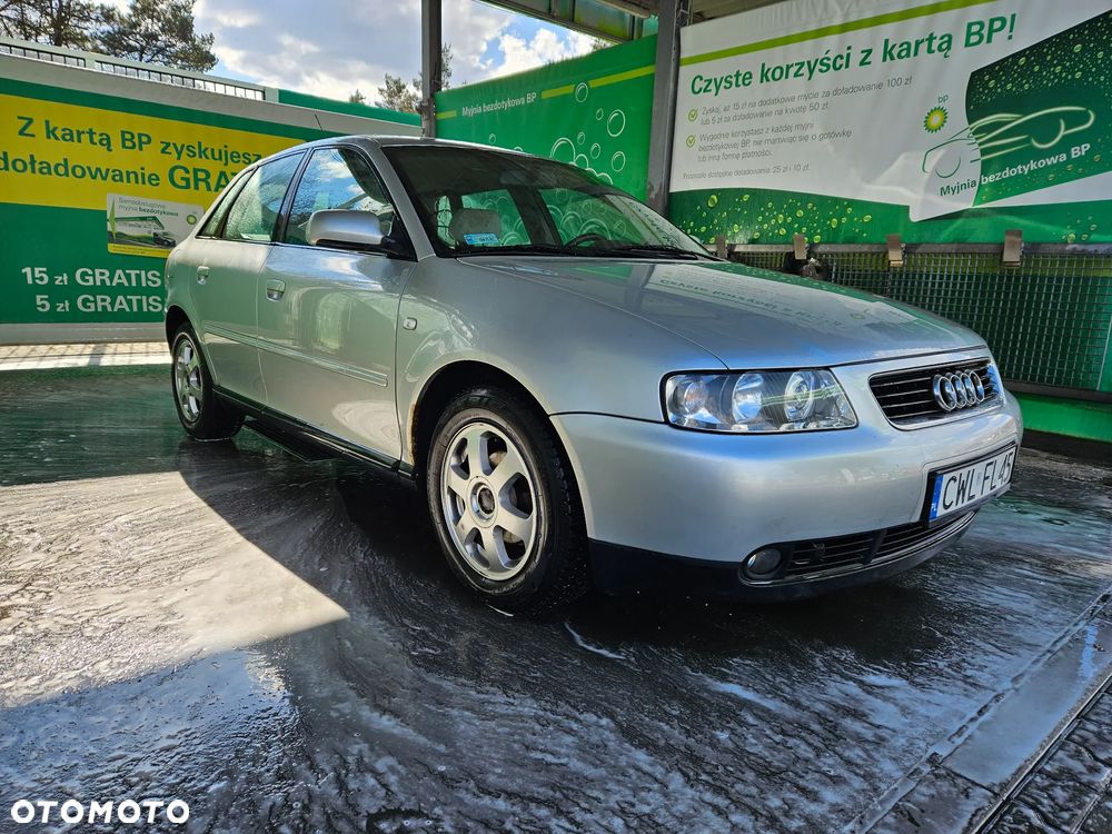 Audi A3 Sportback 1.6 Ambiente - 3