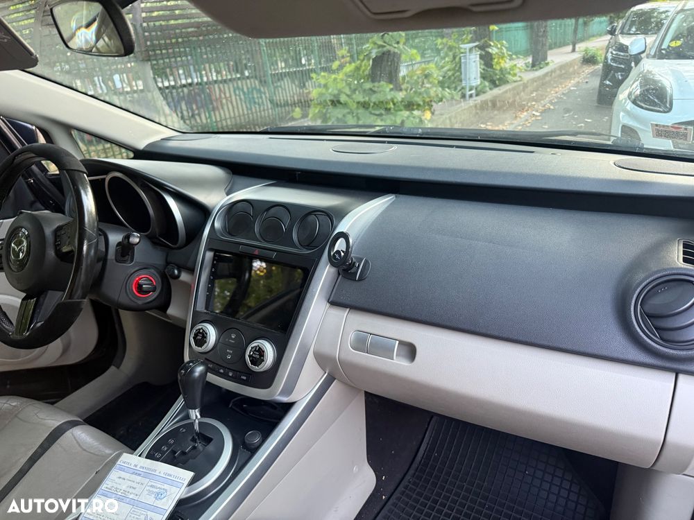 Mazda CX-7 - 10
