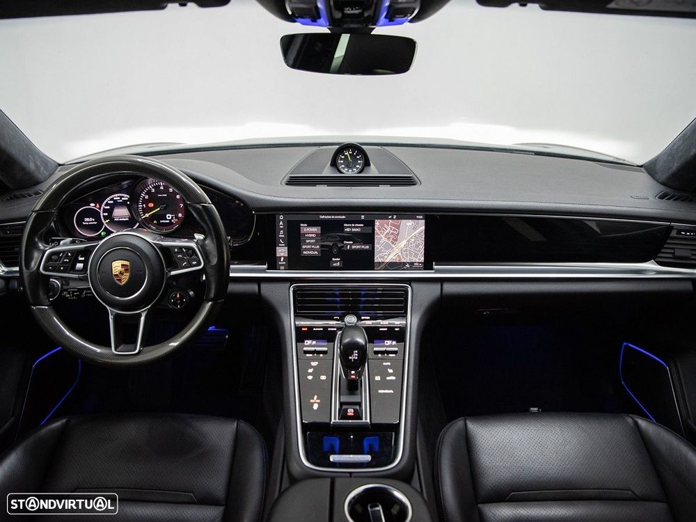 Porsche Panamera Sport Turismo 4 E-Hybrid - 8