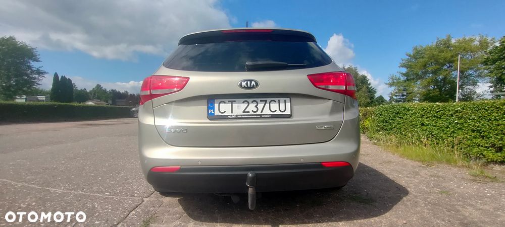 Kia Ceed - 14