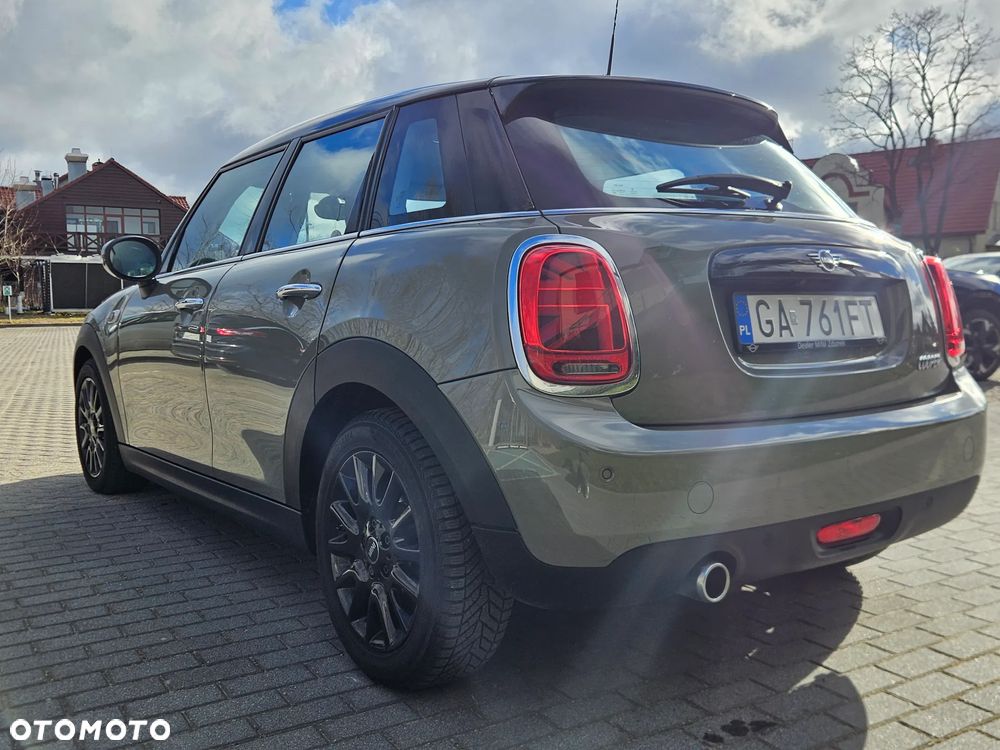 MINI Cooper Standard - 10