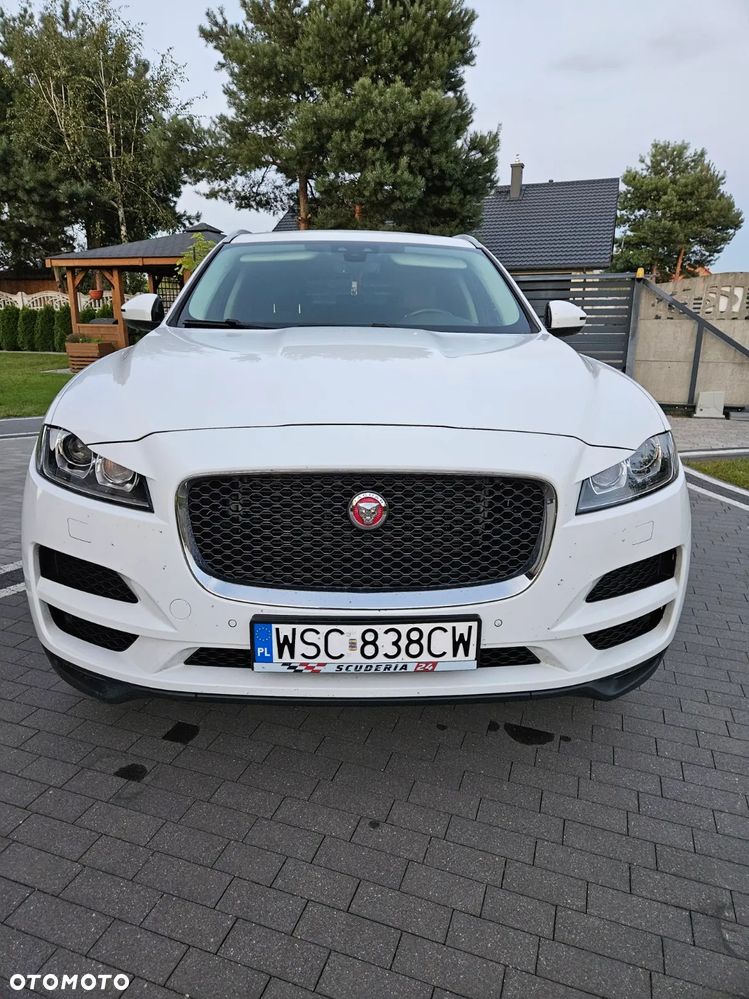 Jaguar F-Pace 2.0 i4P AWD Prestige - 8
