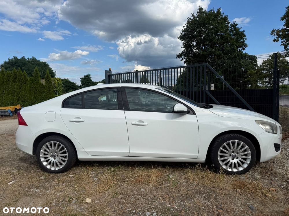 Volvo S60 - 2