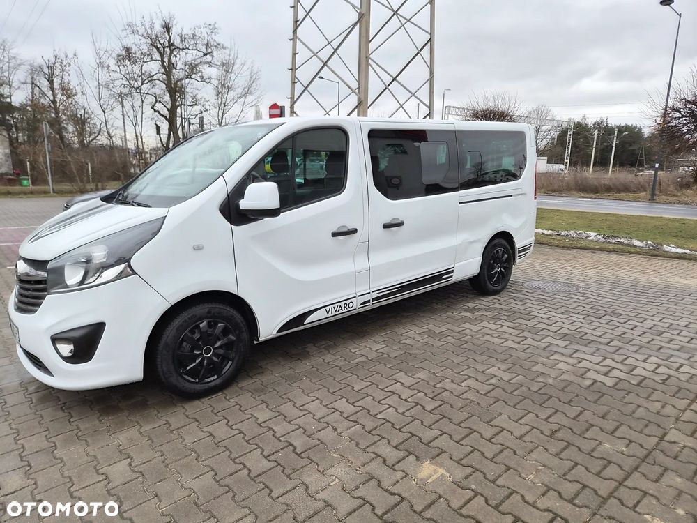 Opel Vivaro L2H1 2.9t Sport - 1