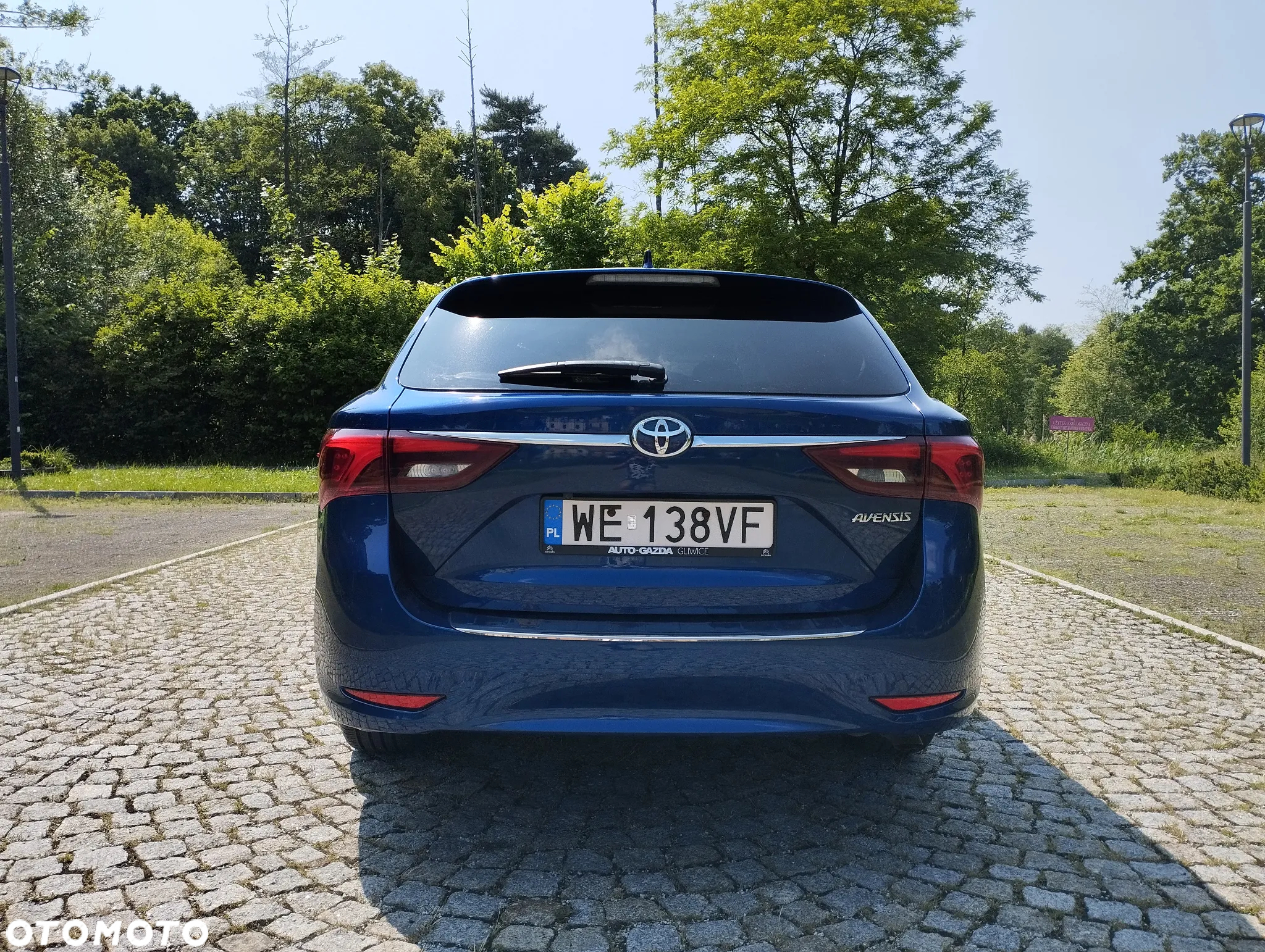 Toyota Avensis 2.0 D-4D Prestige - 17