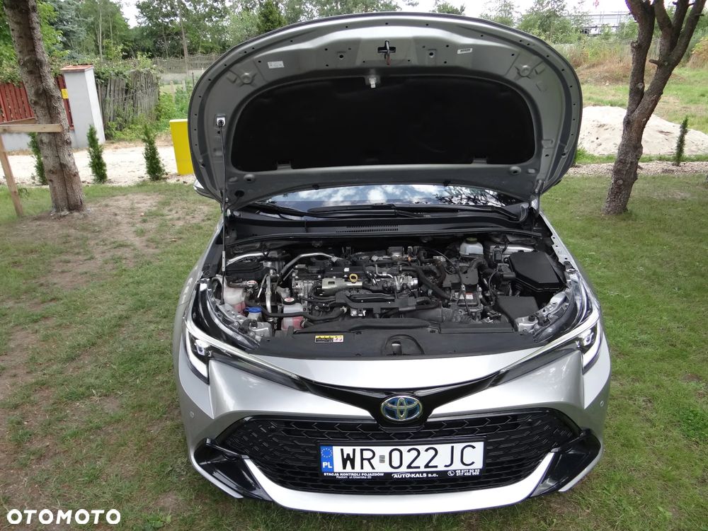 Toyota Corolla 2.0 Hybrid Executive - 14