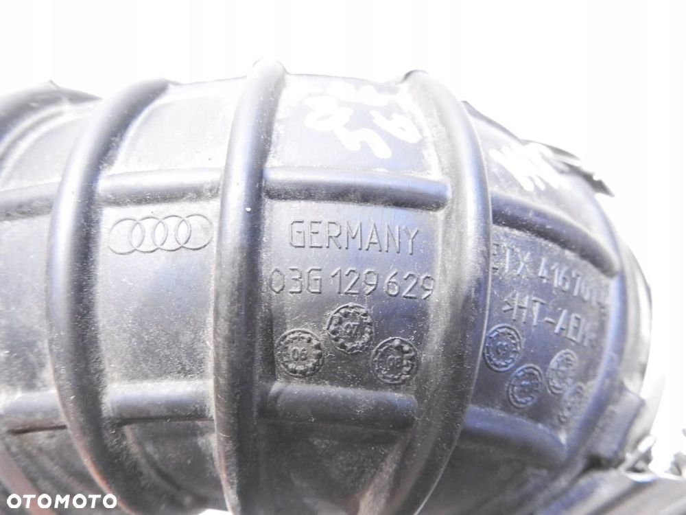 PRZEWÓD POWIETRZA AUDI A4 B8 2.0 TDI - 6