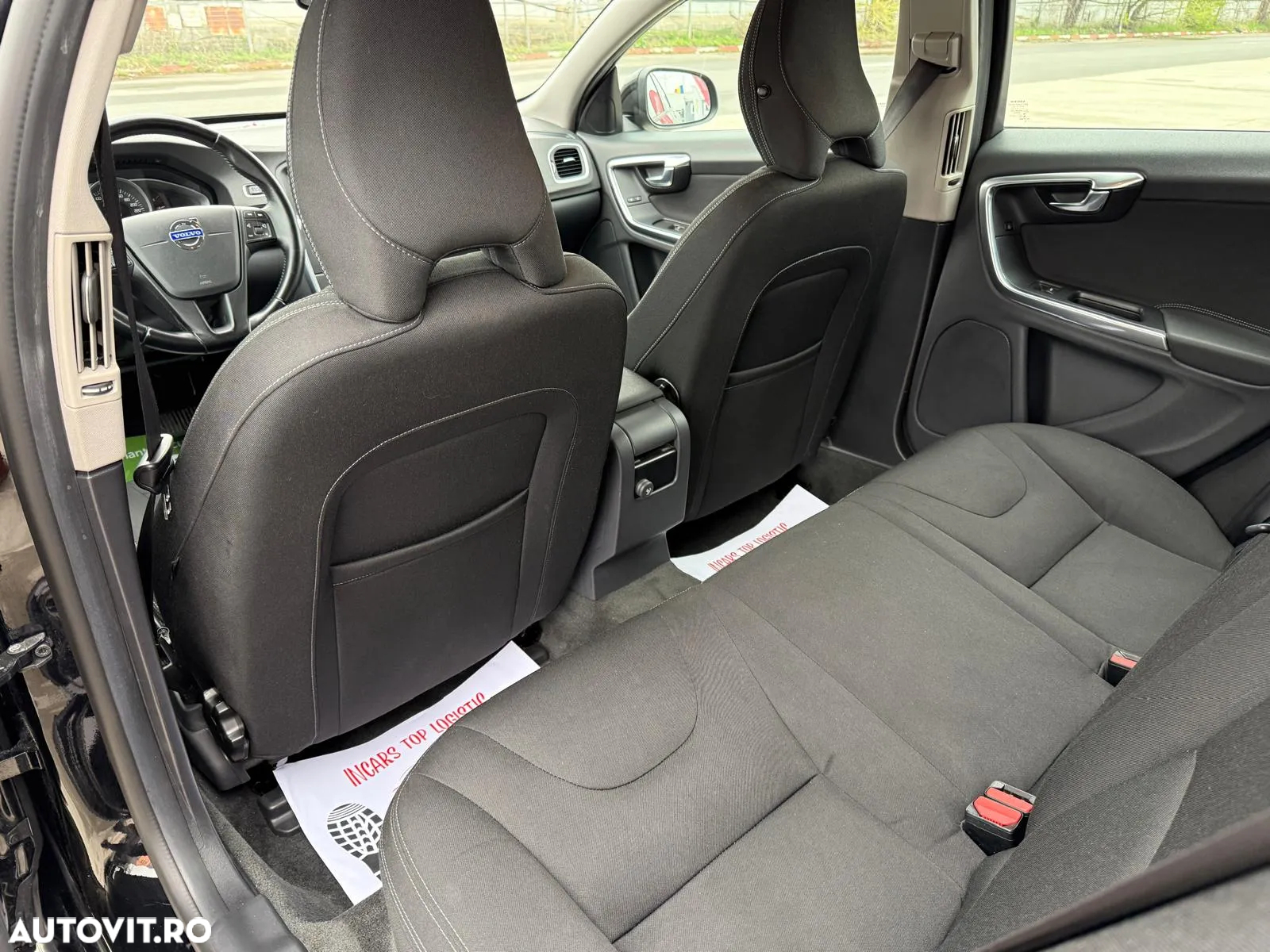 Volvo V60 D3 Geartronic Kinetic - 27