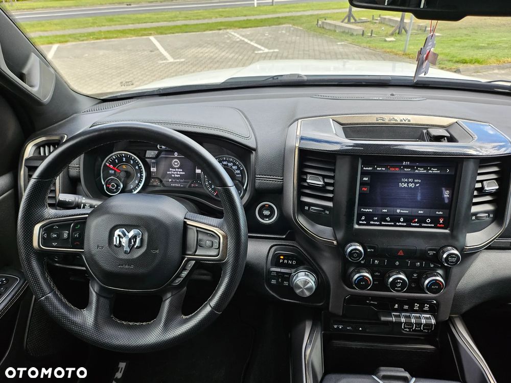 RAM 1500 Crew Cab Shortbed Laramie - 19