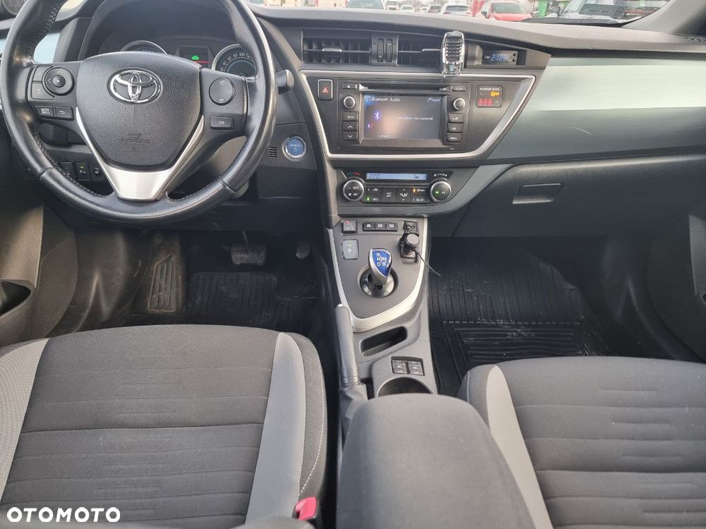 Toyota Auris 1.8 HSD Luna - 6