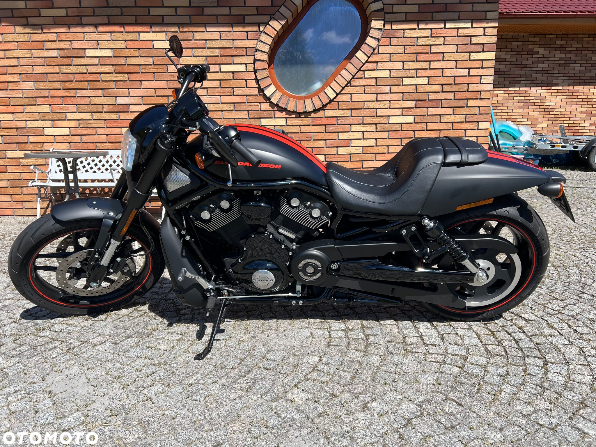 Harley-Davidson V-Rod Night Rod - 2
