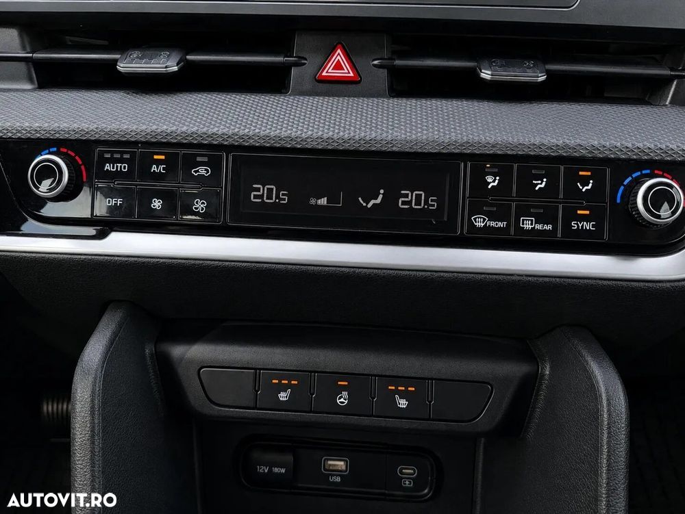 Kia Sportage 1.6 T-GDI 6MT 4x2 Urban - 17