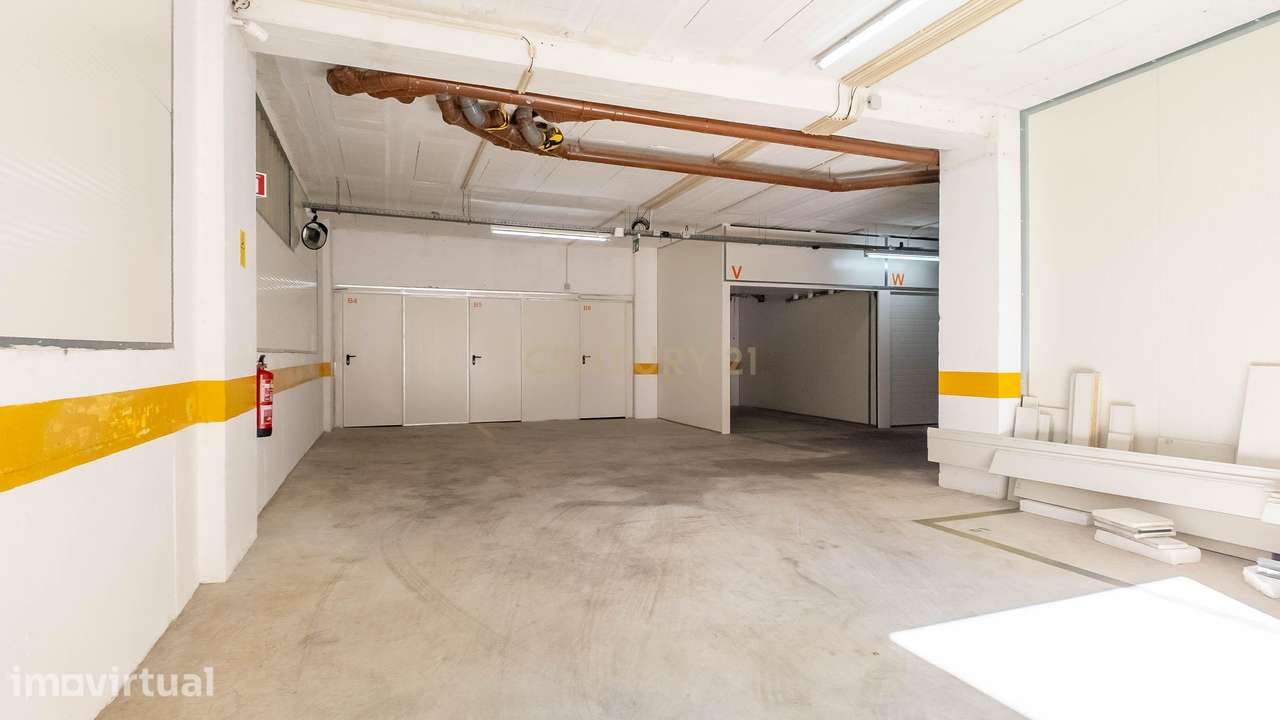 Arrecadação/Box para Arrendamento em Vila Nova de Gaia - Grande imagem: 4/30