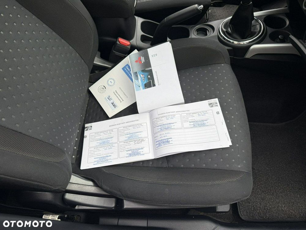 Mitsubishi ASX - 24