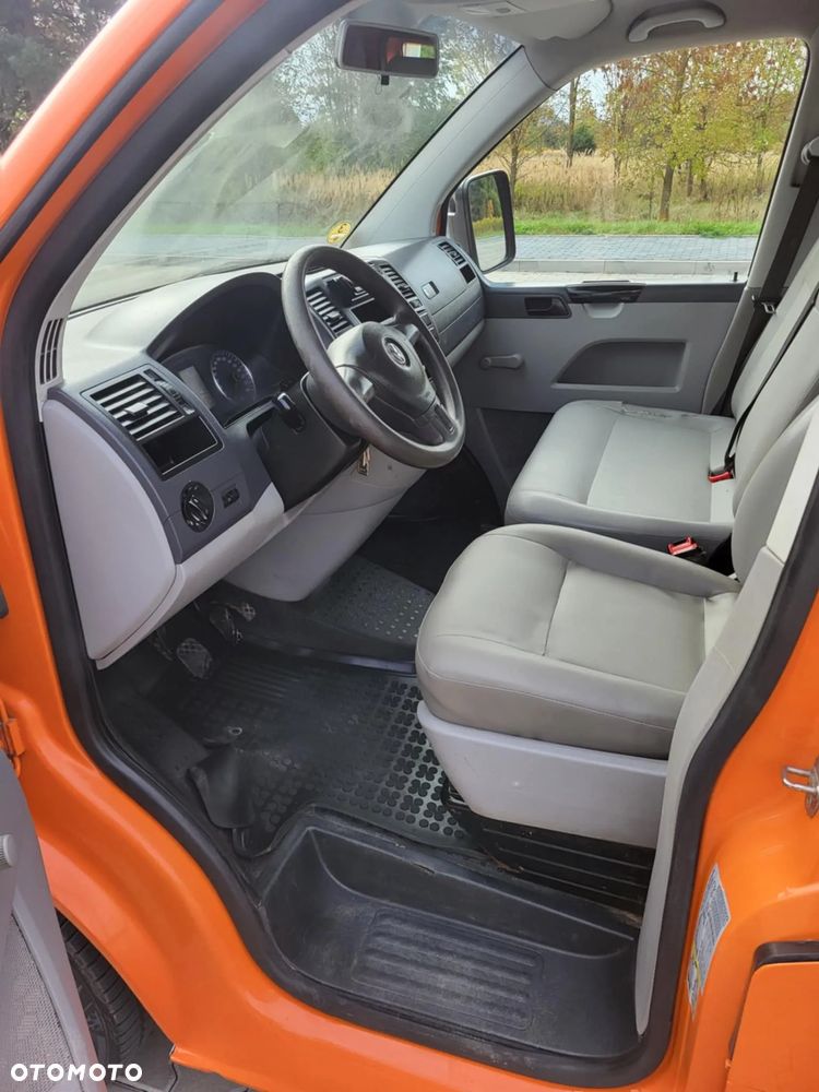 Volkswagen Transporter - 16