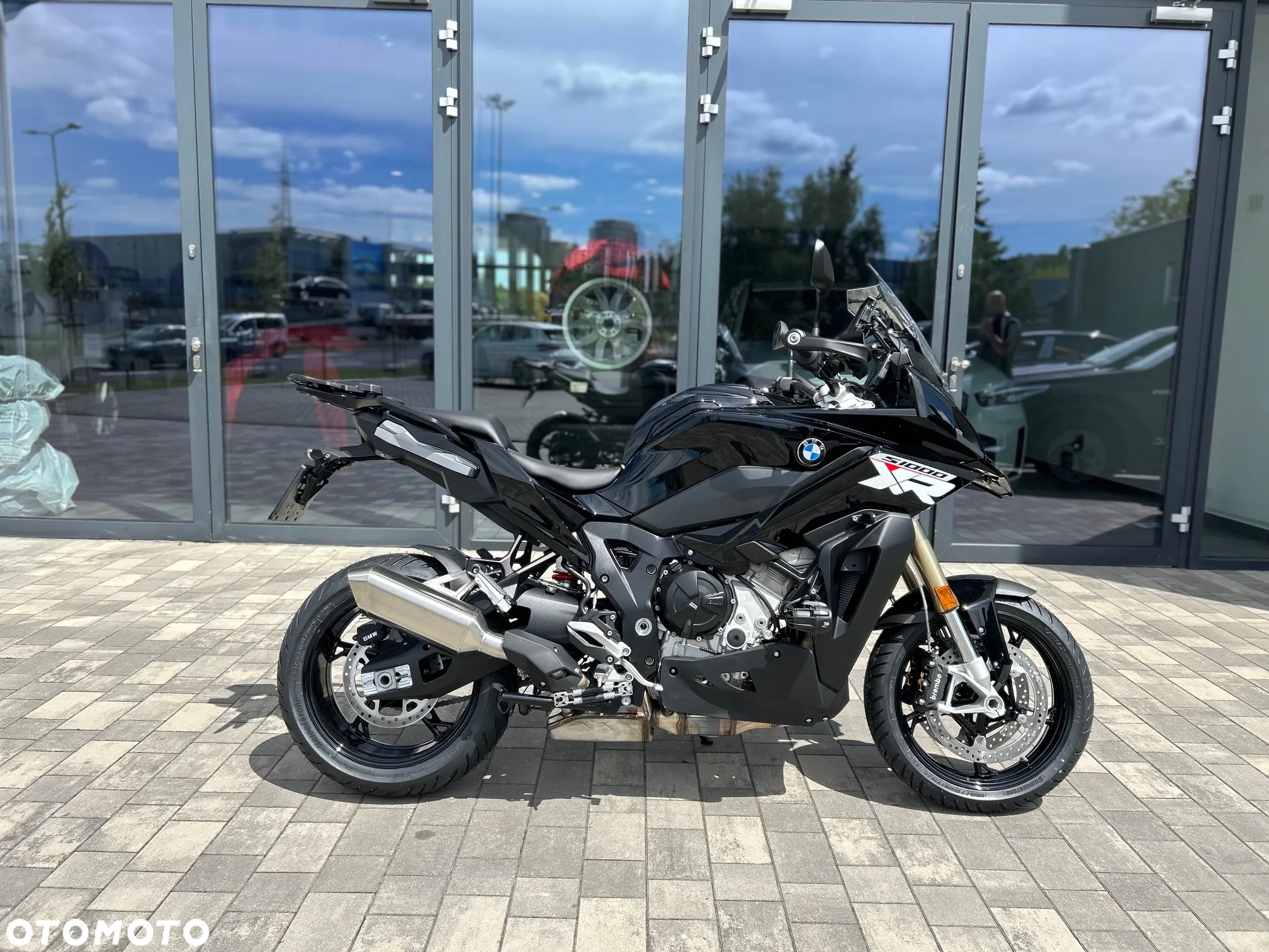 BMW XR - 2