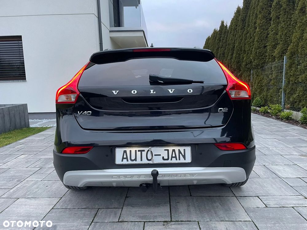 Volvo V40 Cross Country D2 Summum - 6