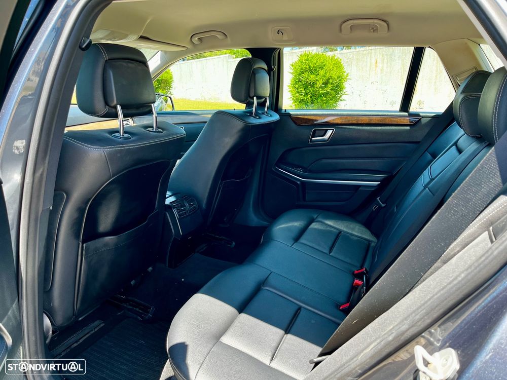 Mercedes-Benz E 300 Bluetec Hybrid Elegance - 12