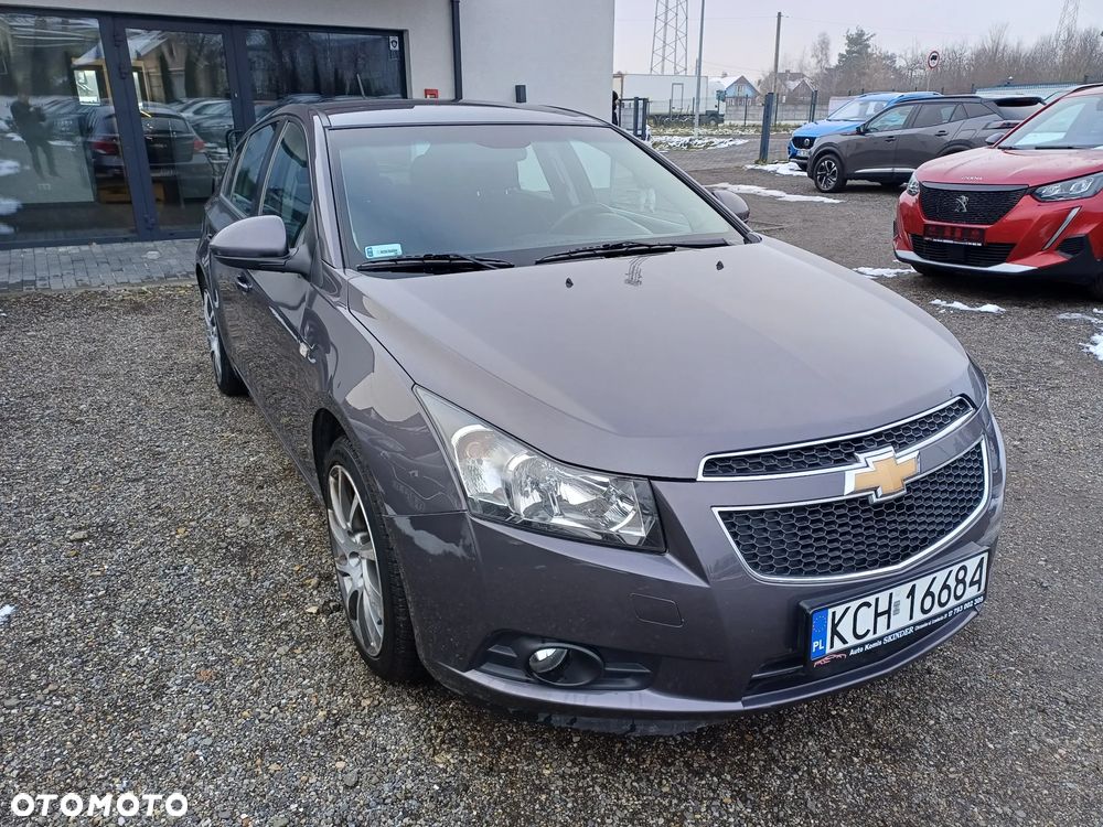 Chevrolet Cruze 1.8 LT+ - 8