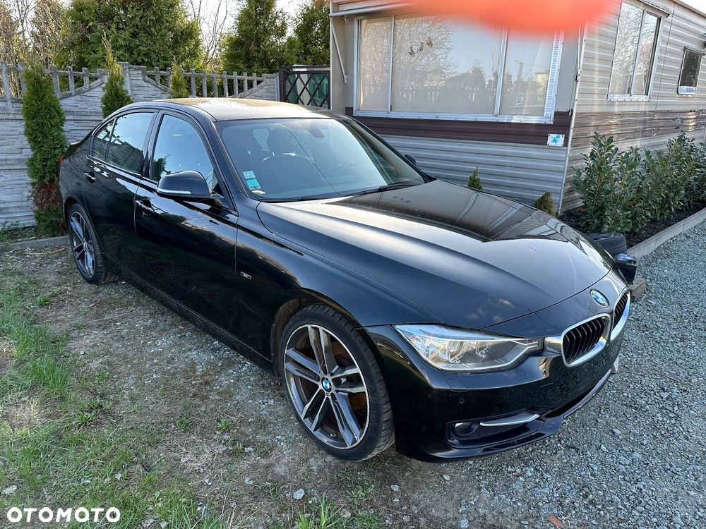 BMW Seria 3 318d Sport Line