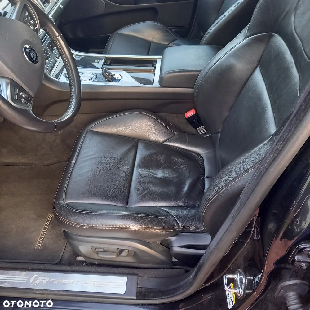 Jaguar XF - 8