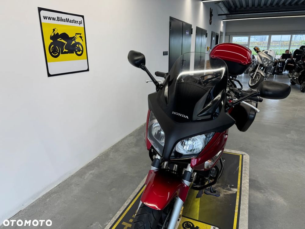 Honda CBF - 33