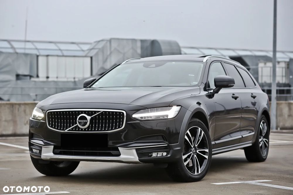 Volvo V90 Cross Country D5 SCR AWD Pro - 2
