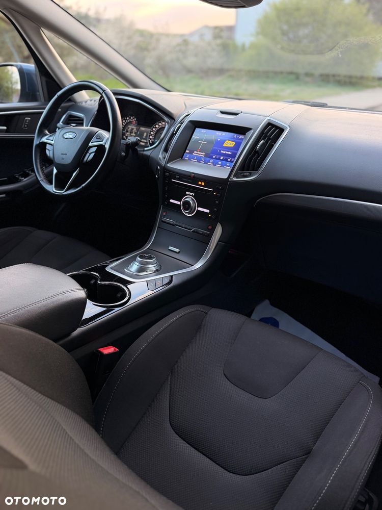 Ford S-Max 2.0 EcoBlue Titanium - 22