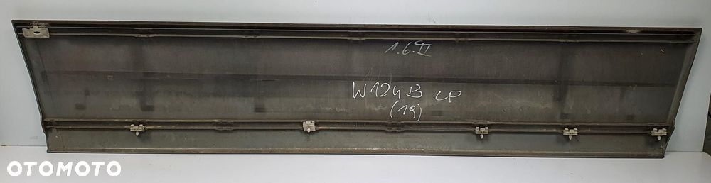 LISTWA DRZWI LEWA MERCEDES W124 1246900540 - 8