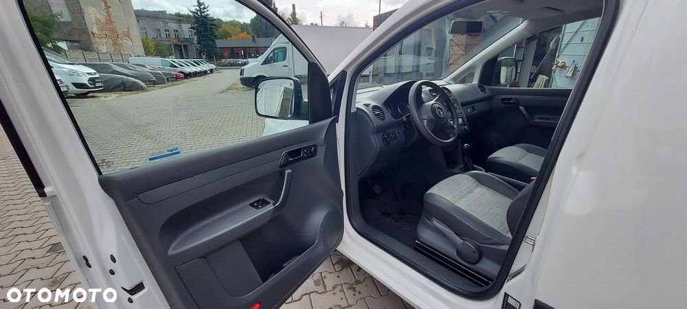 Volkswagen CADDY - 9