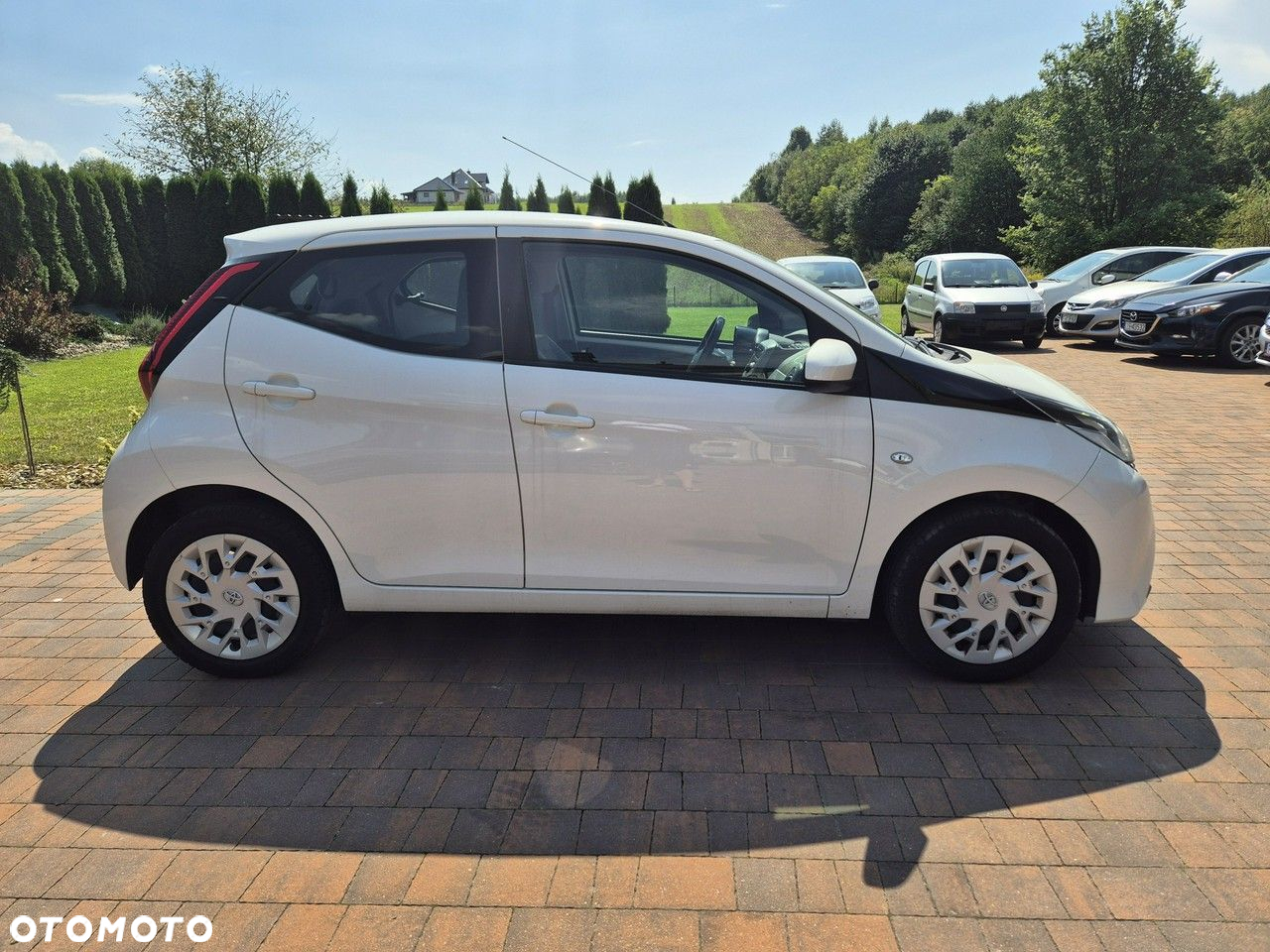Toyota Aygo x-play - 9