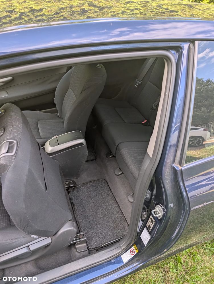 Toyota Auris 1.4 VVT-i Luna - 26