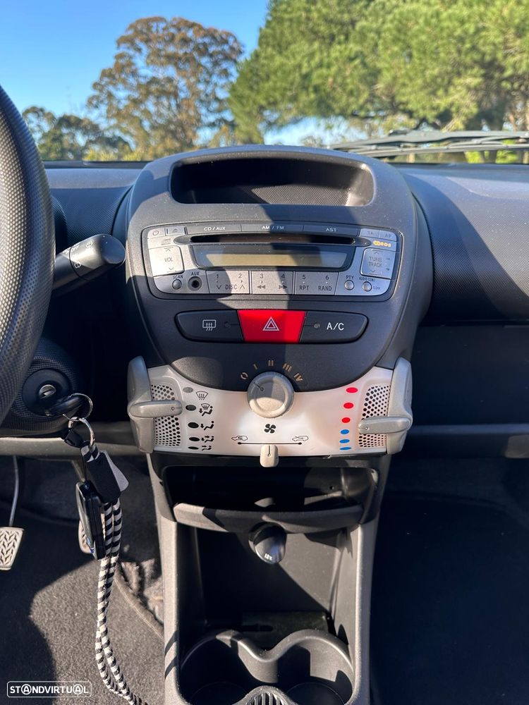 Peugeot 107 1.0 Active - 14