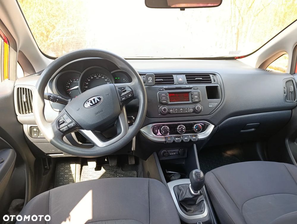Kia Rio 1.1 crdi M - 4