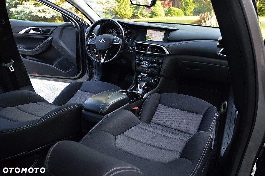 Infiniti QX30 2.2d DCT AWD Luxe - 26