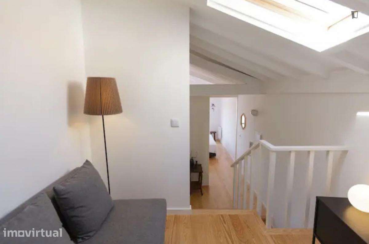 Apartamento com 1 quartos - localizado em São Nicolau Porto - Grande imagem: 4/13