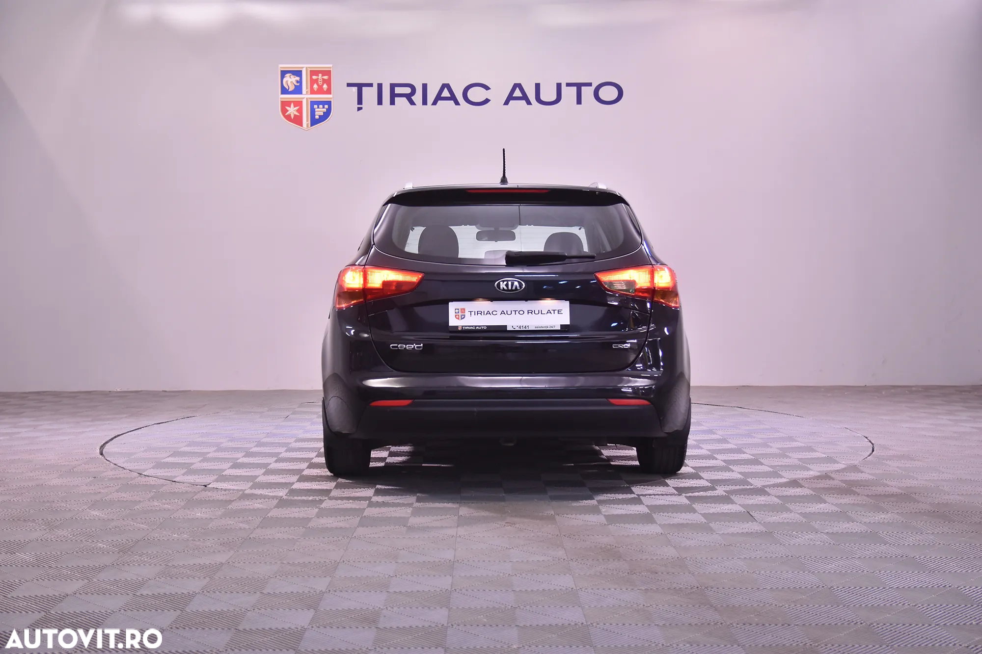 Kia Ceed - 4