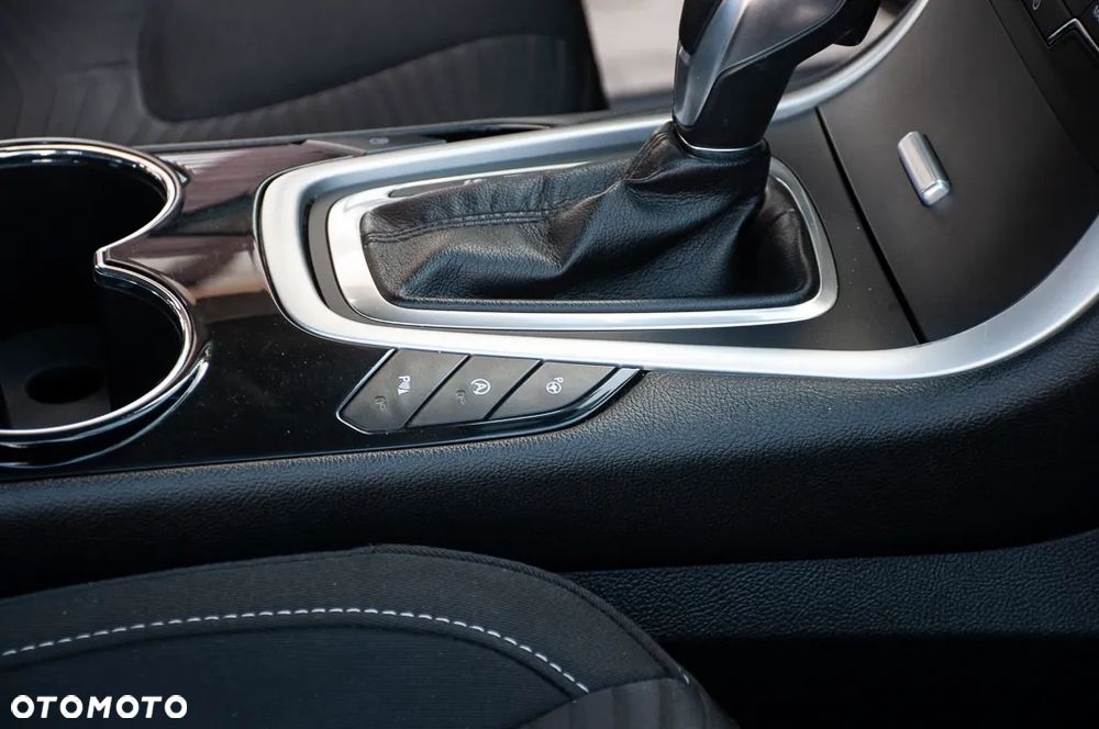 Ford S-Max 2.0 TDCi Titanium - 22