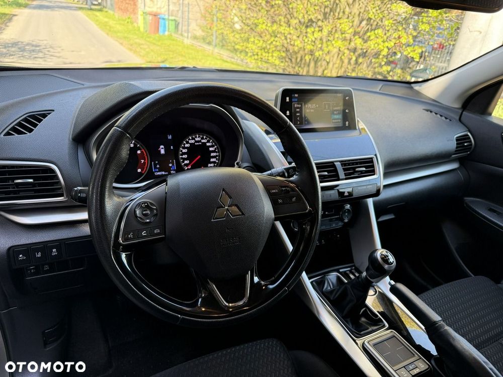 Mitsubishi Eclipse Cross 1.5 T-MIVEC 2WD Spirit - 25